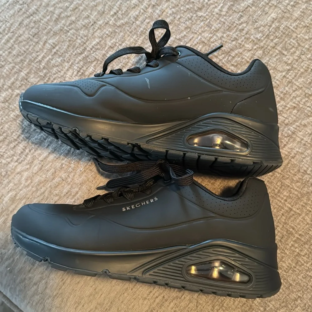 Sketchers Womens Street UNO Lace Up Sneaker. size 8 Wide. Like New Condition - Picture 7 of 14